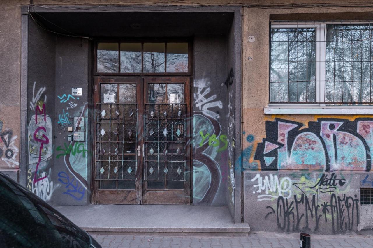 Industrial 2-Bdr Flat By The National Stadium Σόφια Εξωτερικό φωτογραφία